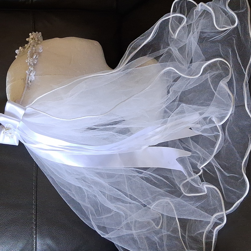 Vintage Bridal Veil with Satin Bow